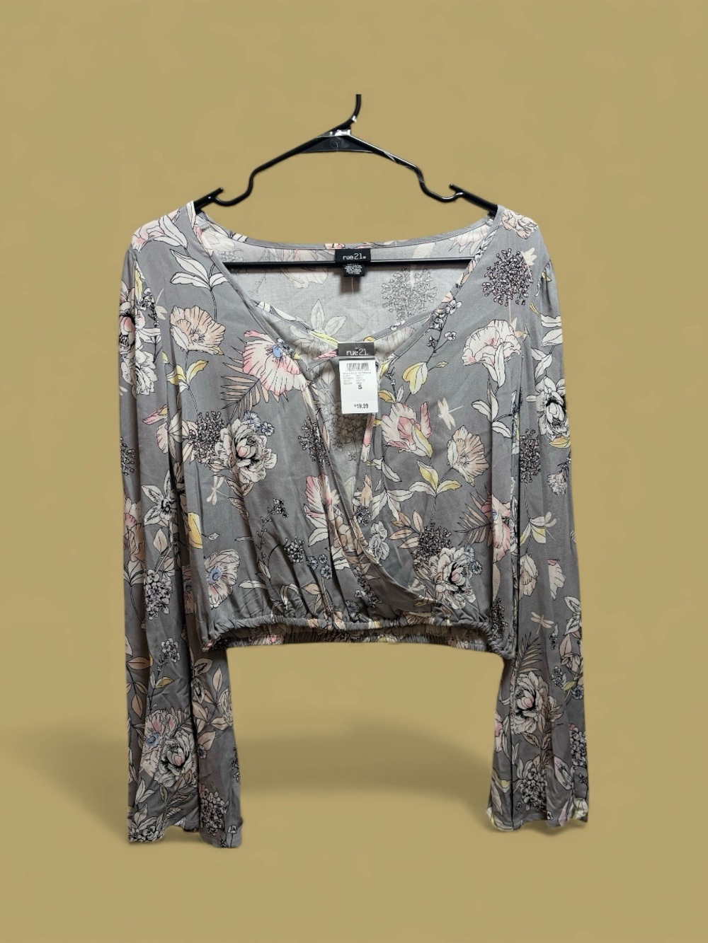 Rue21 Gray Floral Wrap Crop Blouse